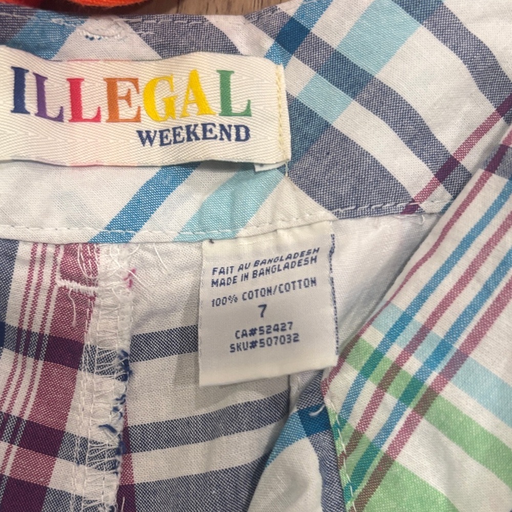 Set of 4 size 7 women’s illegal jeans / illegal weekend shorts. Get 4 for 1 - Picture 4 of 7